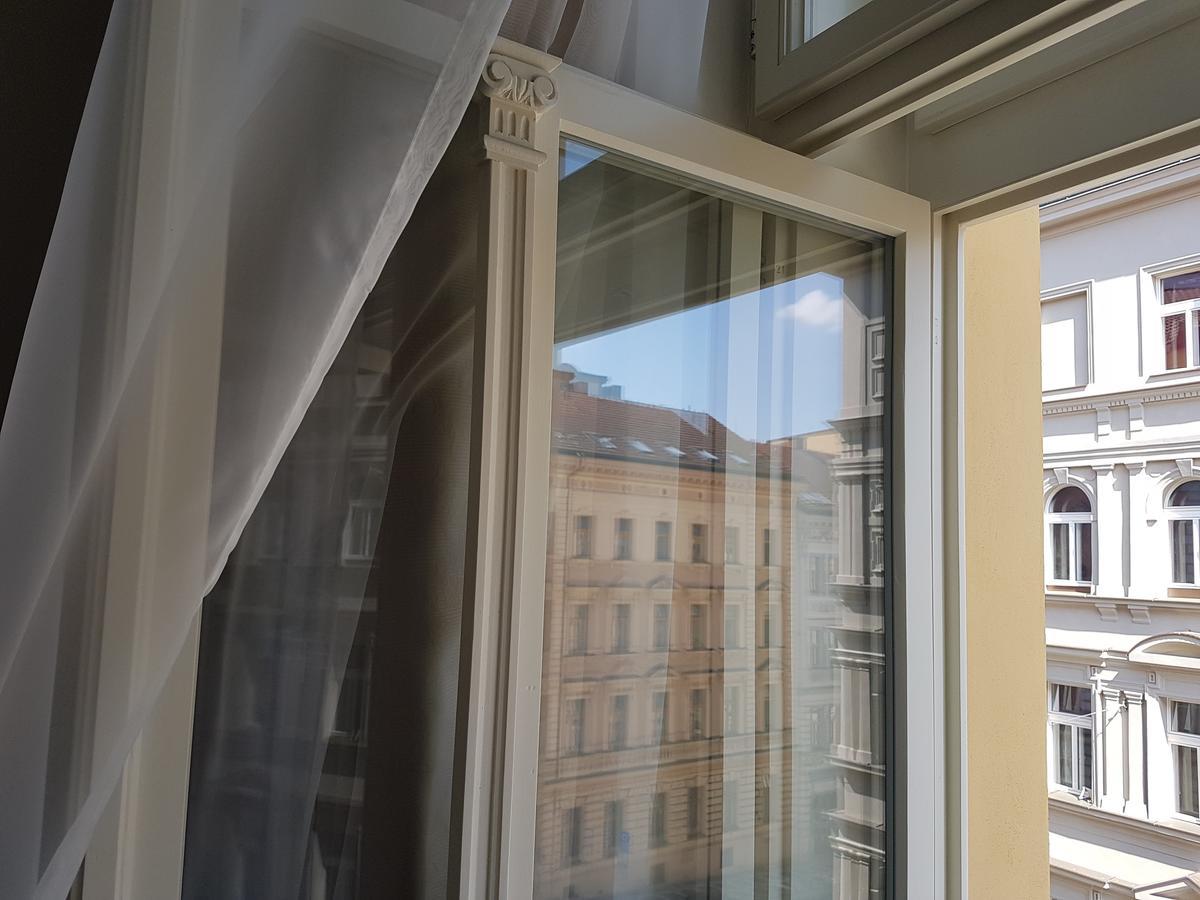 Apartments With The Lions Prag Eksteriør billede
